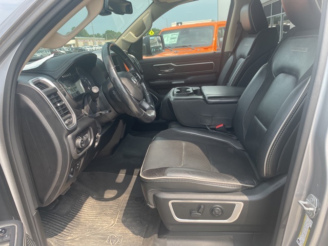 2020 Ram 1500 Laramie photo 6