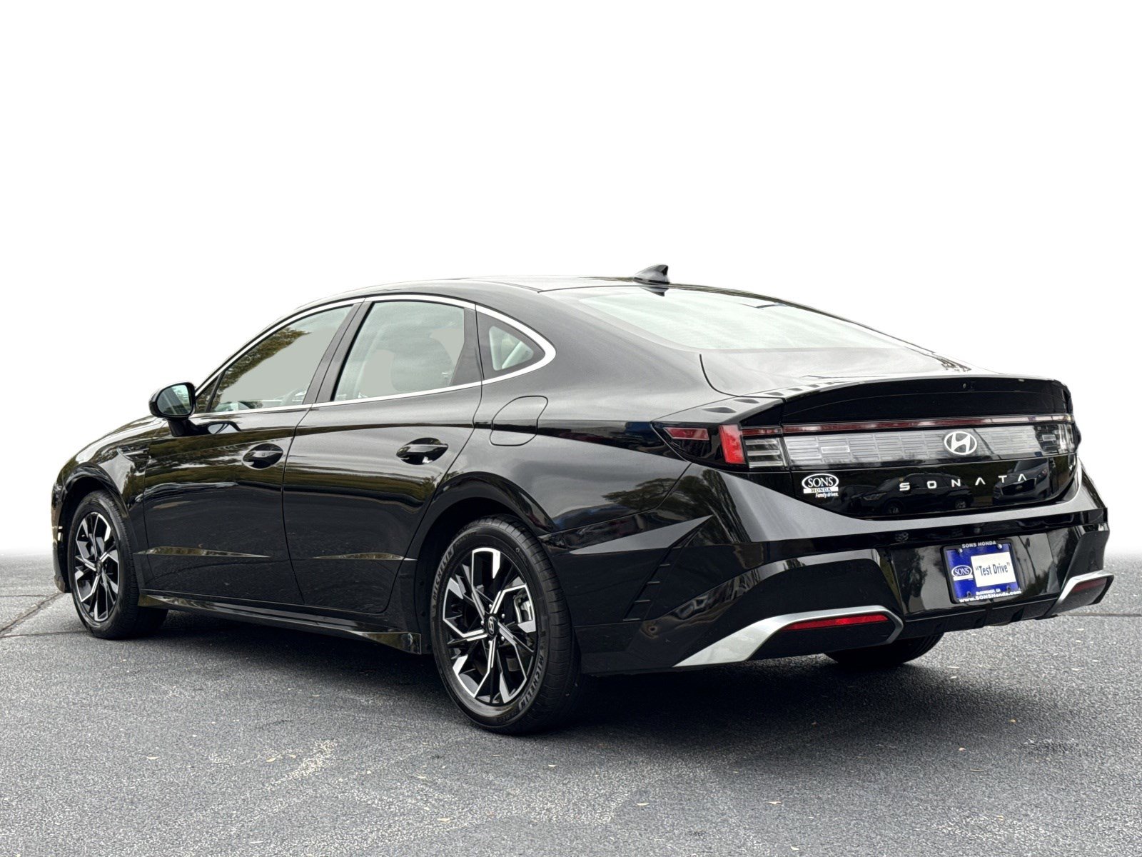 2024 Hyundai Sonata SEL photo 2