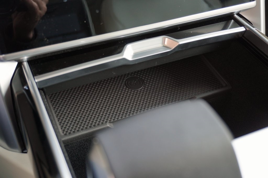 2025 LAND ROVER RANGE ROVER - Image 31