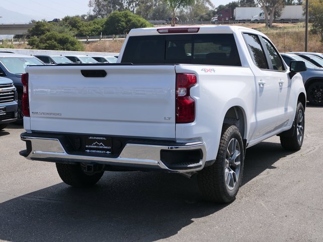 2025 Chevrolet Silverado 1500 LT photo 3