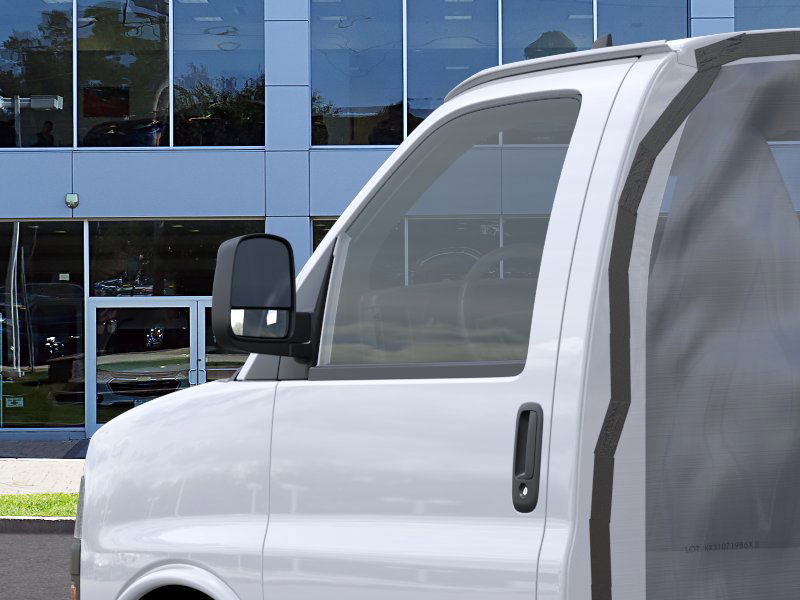 2025 Chevrolet Express Cutaway 3500 photo 10