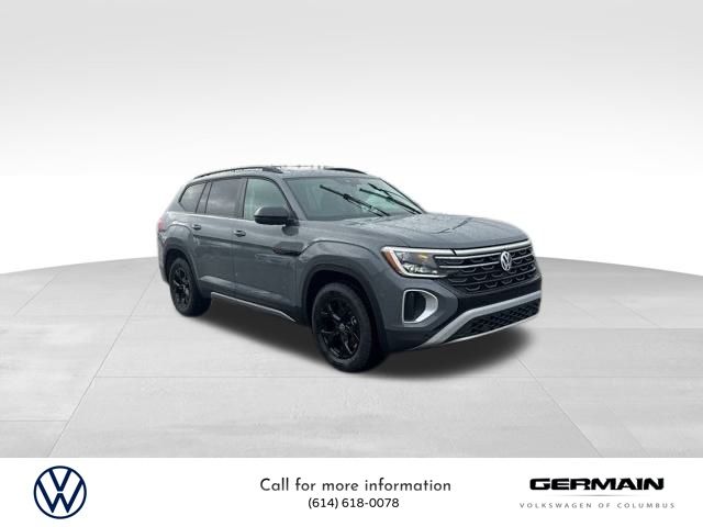 2025 Volkswagen Atlas Peak Edition SE photo 2