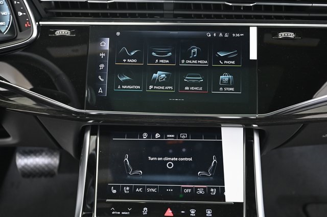 2025 Audi Q8 55 Premium Plus photo 4
