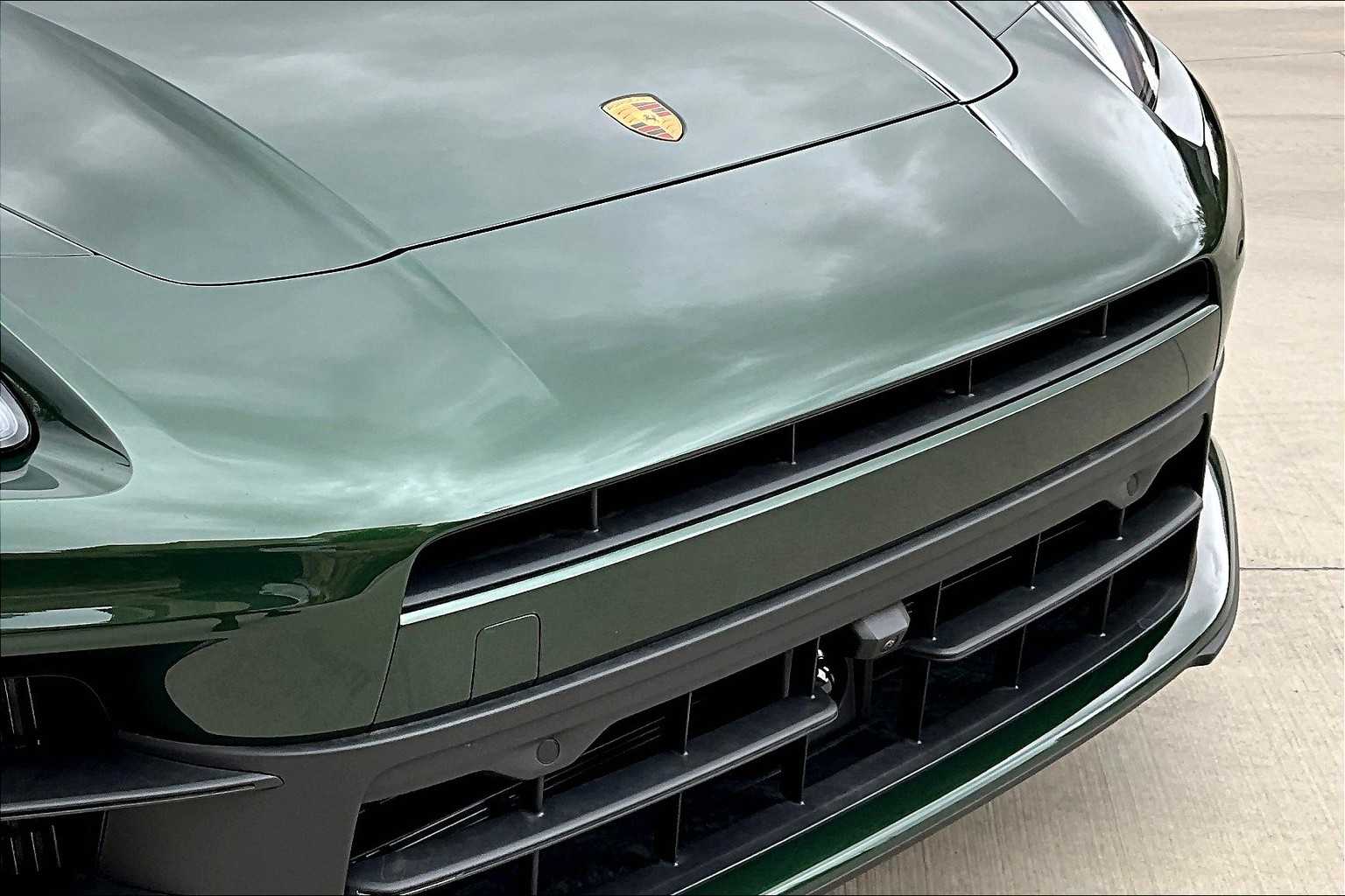 2025 Porsche Panamera 4 photo 22