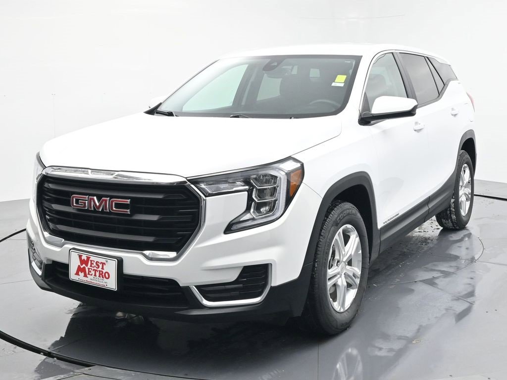Used 2024 GMC Terrain SLE with VIN 3GKALTEGXRL335516 for sale in Monticello, Minnesota