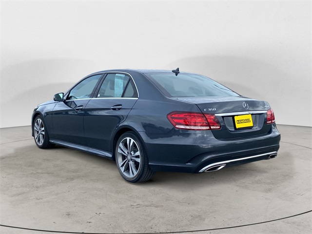 2016 Mercedes Benz E 350 4MATIC photo 3