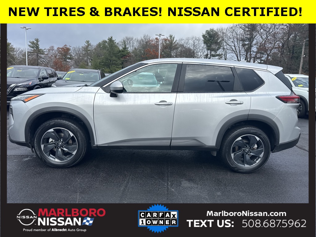 2024 Nissan Rogue SV photo 4