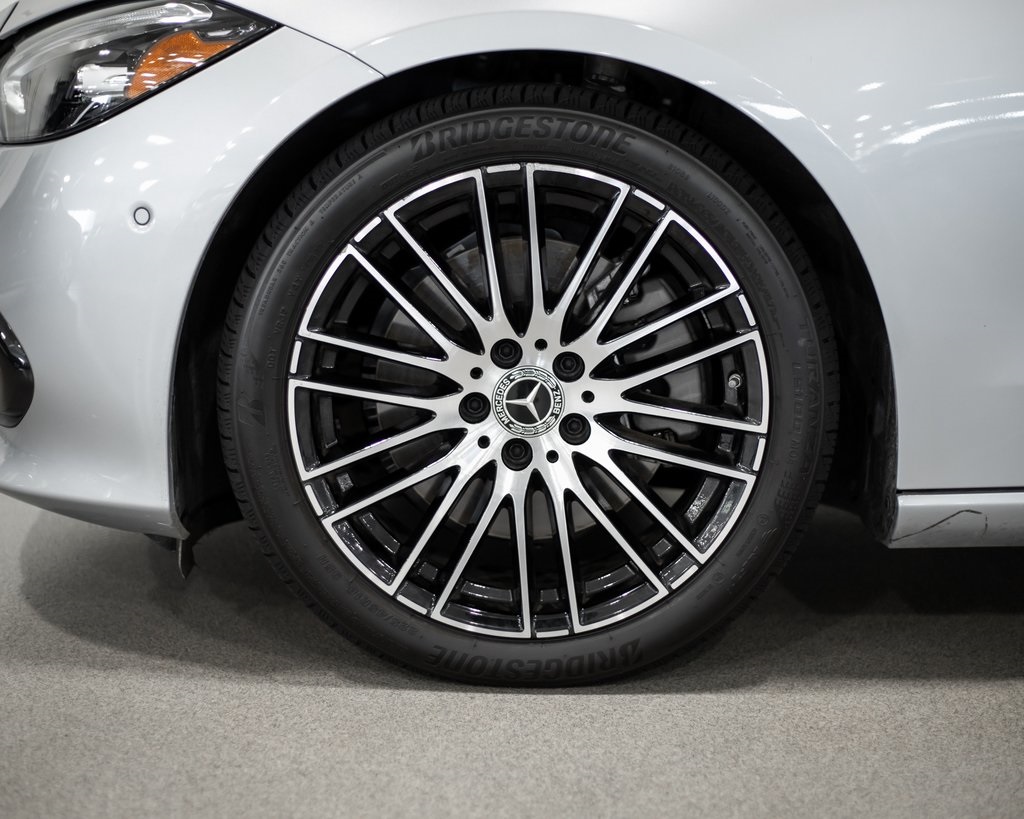2022 Mercedes Benz C 300 4MATIC photo 4