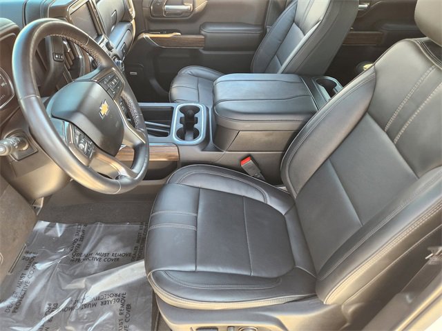 2023 Chevrolet Silverado 2500HD High Country photo 11