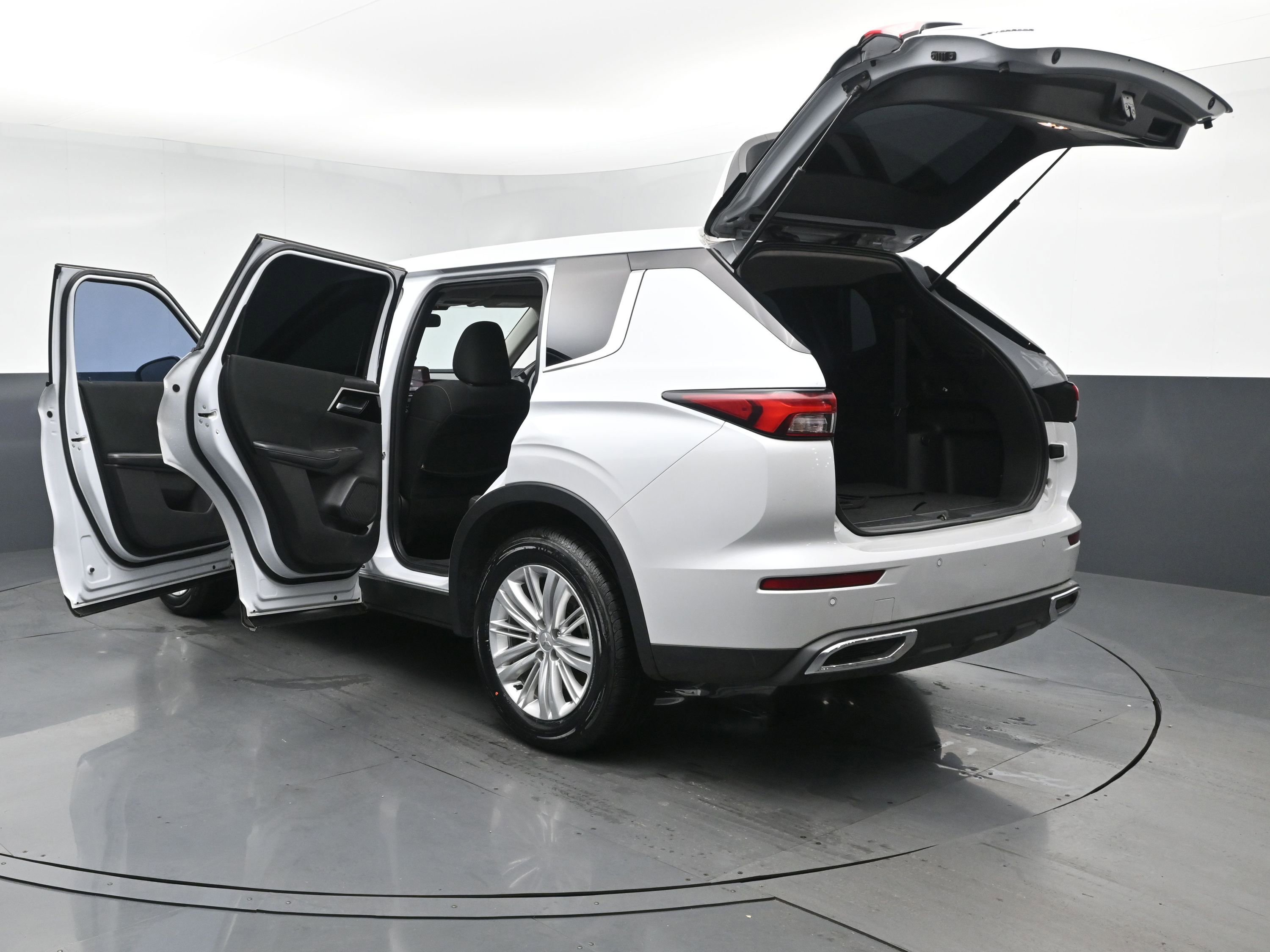 2022 Mitsubishi Outlander ES S-AWC photo 30