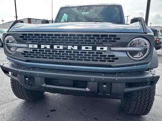 2025 Ford Bronco Badlands photo 14