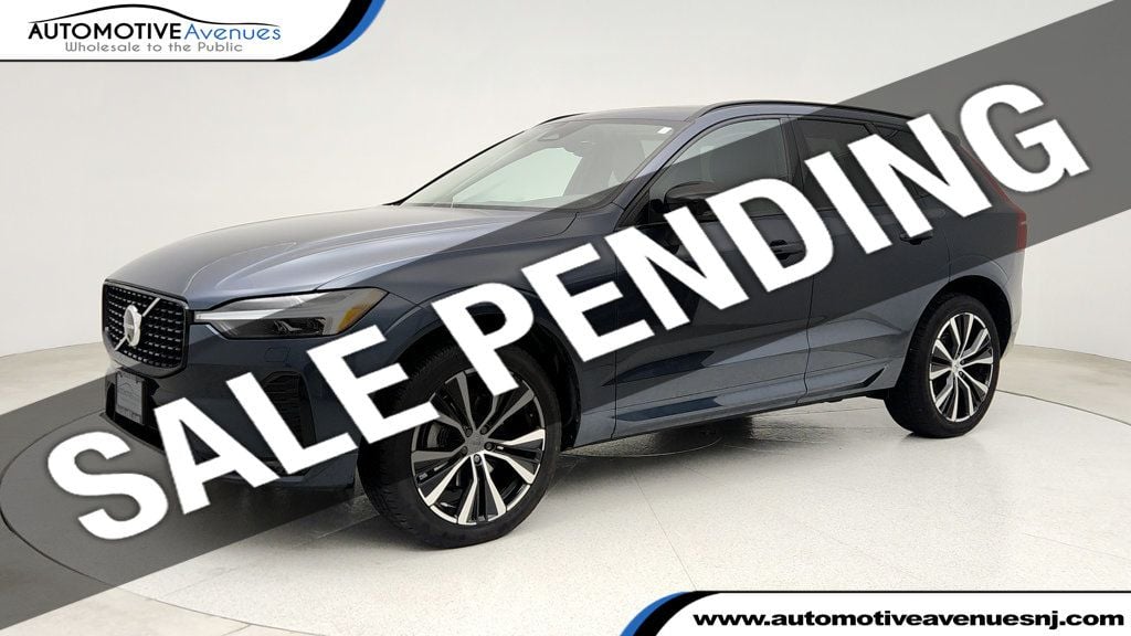 2024 Volvo XC60 Plus's photo
