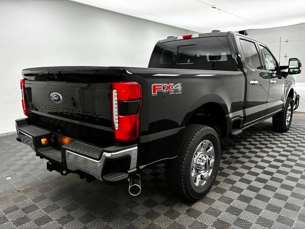 2026 Ford F-250 Lariat photo 17