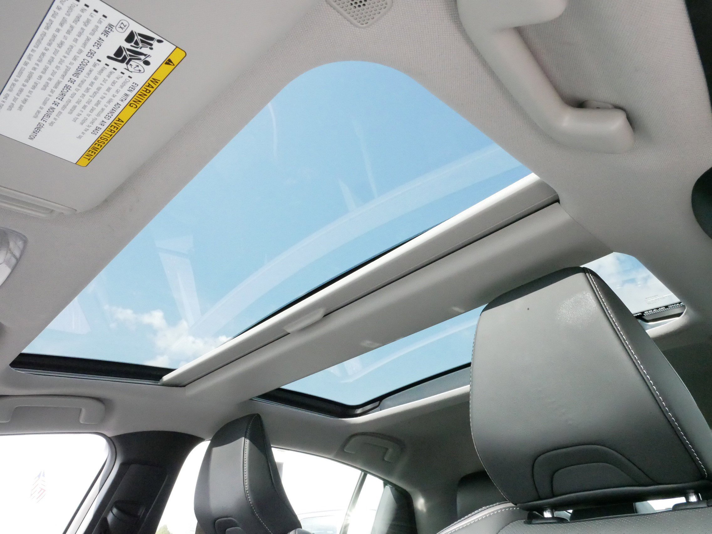 2024 Toyota Prius XLE photo 29