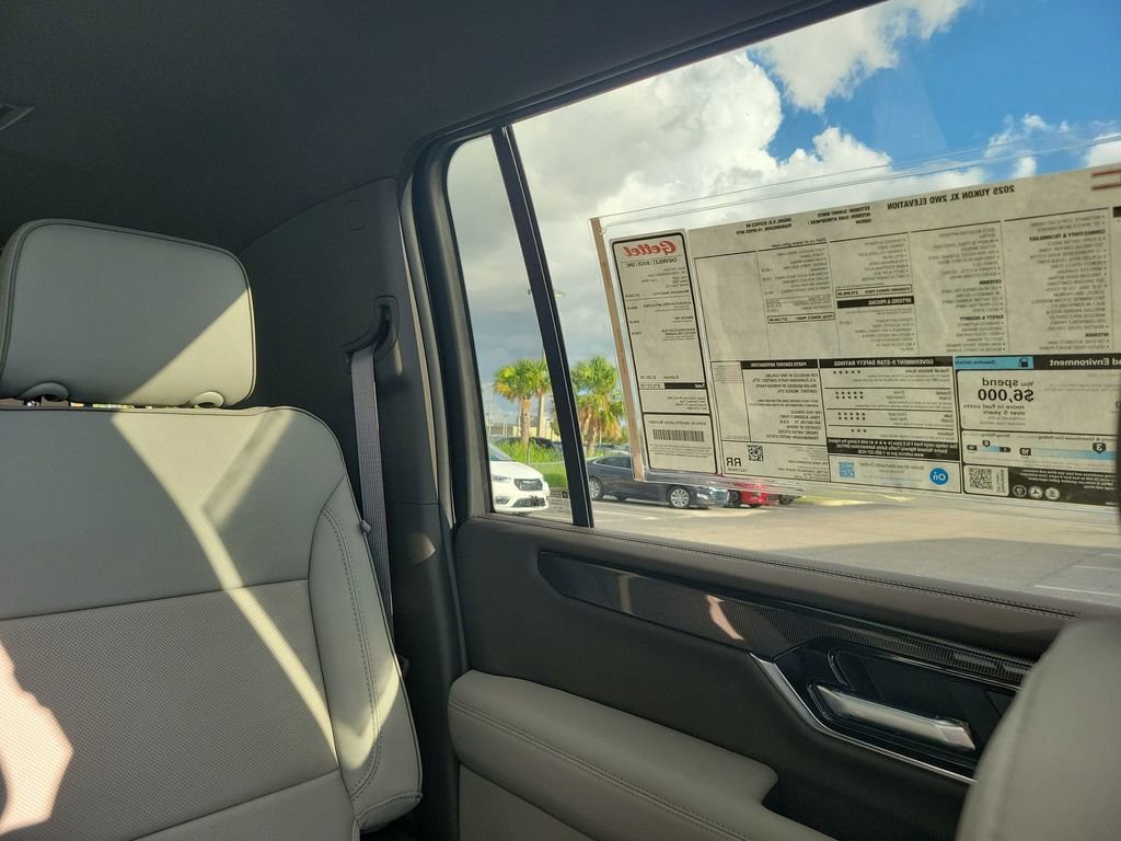 2025 Gmc Yukon XL photo 14