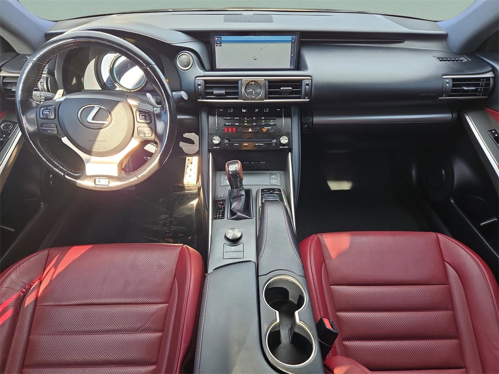 2017 Lexus IS 200t F SPORT photo 11