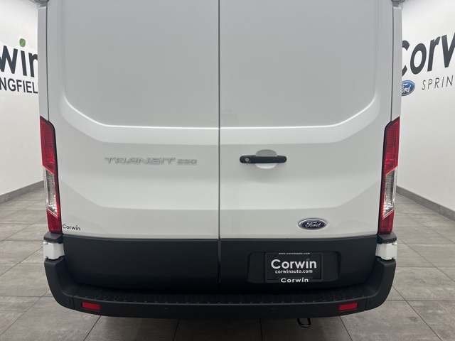 2025 Ford Transit photo 6