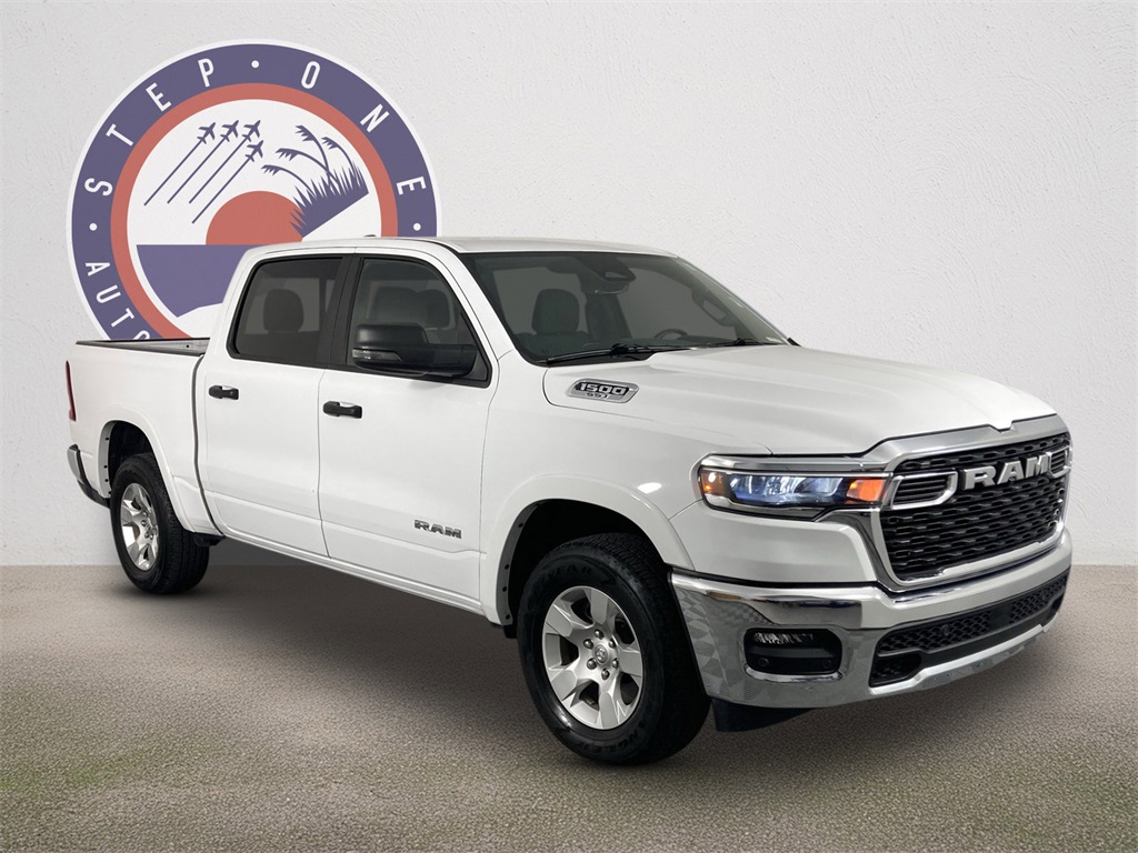 2025 Ram 1500 Big Horn Lone Star photo 2