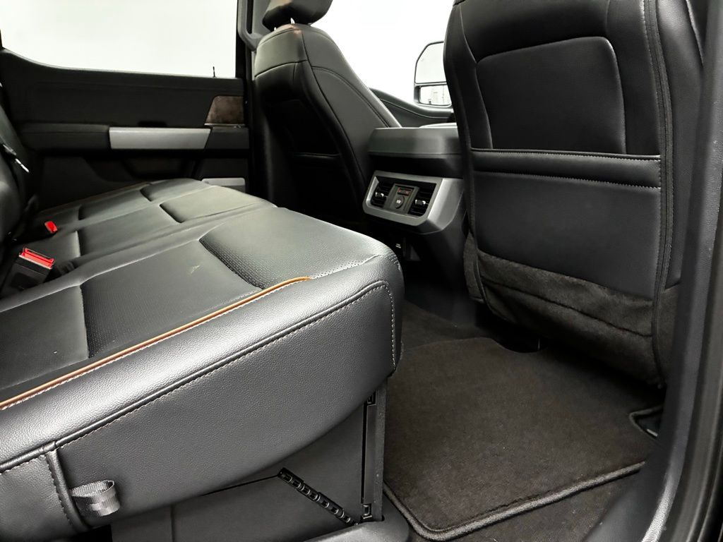2026 Ford F-250 Lariat photo 26