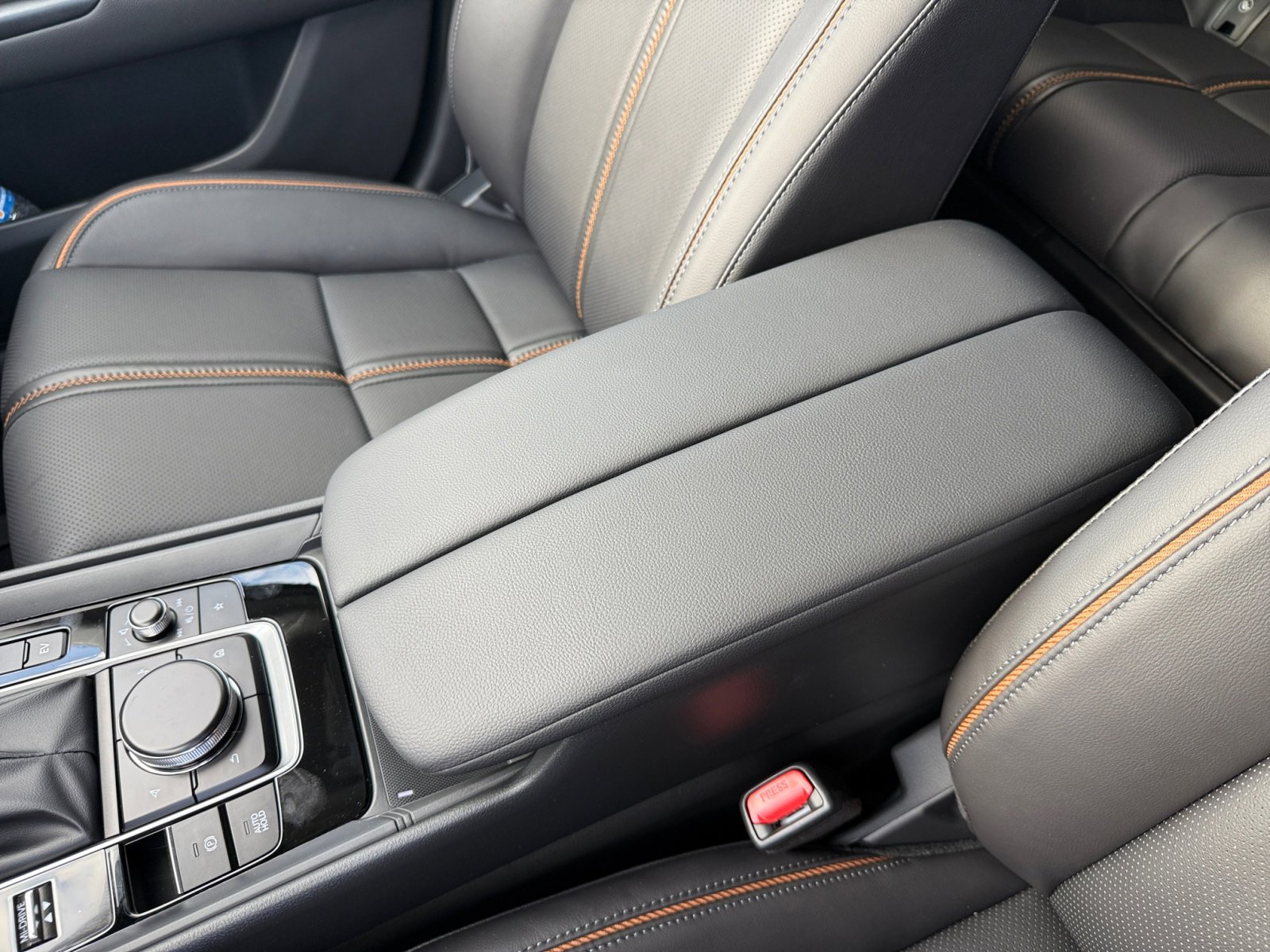 2025 Mazda CX-50 Premium photo 14