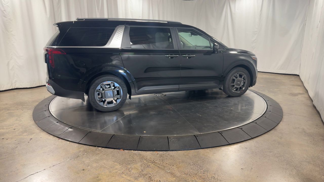 2026 Kia Carnival EX photo 2