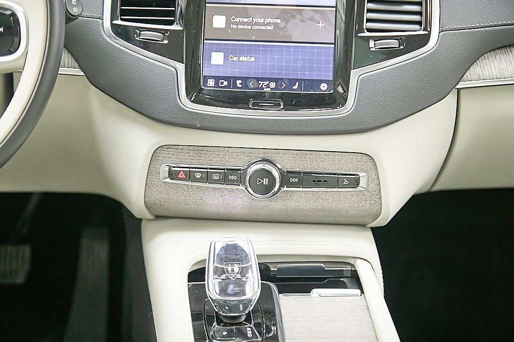 2024 VOLVO XC90 - Image 34