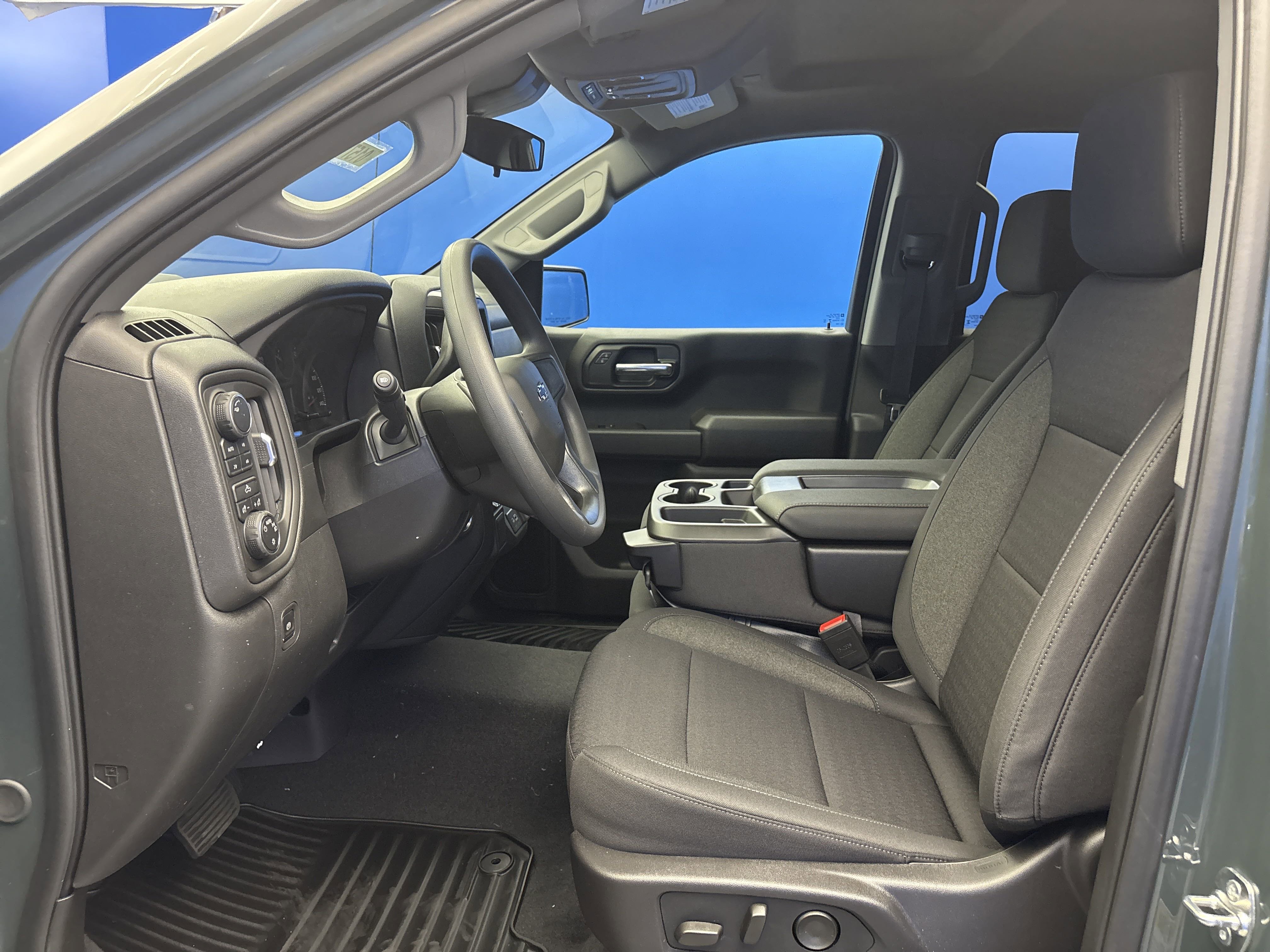 2026 Chevrolet Silverado 1500 Custom Trail Boss photo 11