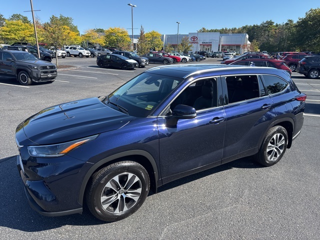 2021 Toyota Highlander XLE photo 35