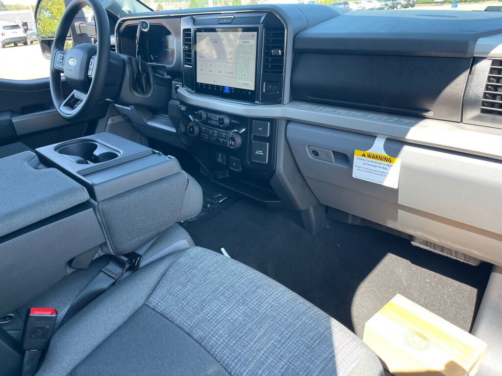 2026 Ford F-250 XLT photo 14