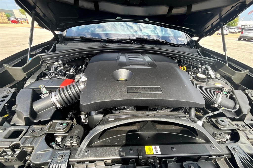 2026 Jaguar F-PACE P400 R-Dynamic S photo 10