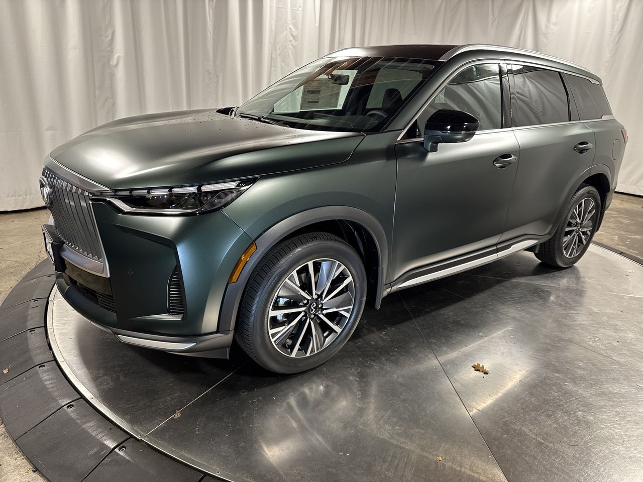 2026 INFINITI QX60 LUXE's photo