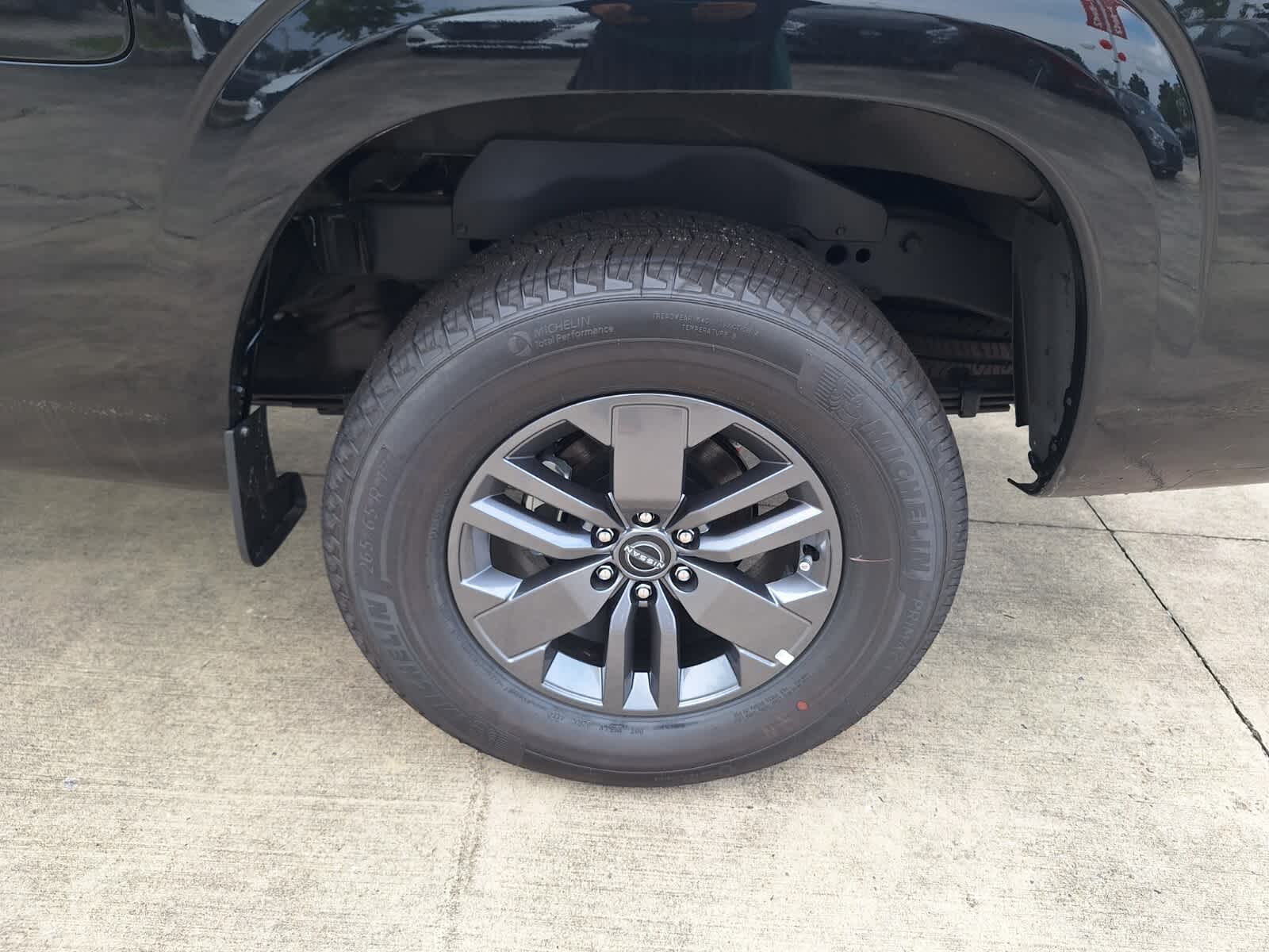 2025 Nissan Frontier King Cab SV photo 22