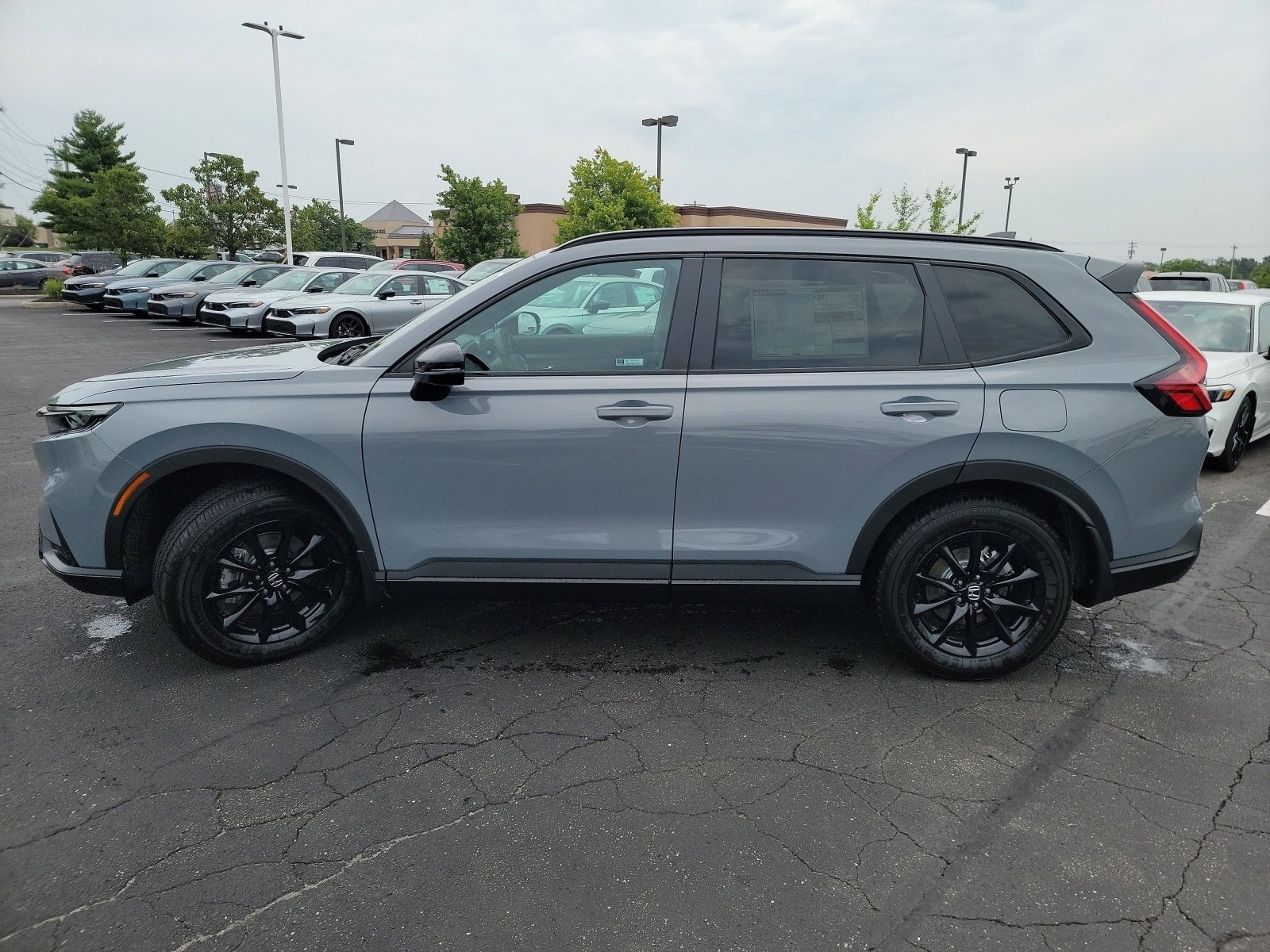 2026 Honda CR-V Hybrid Sport-L photo 13