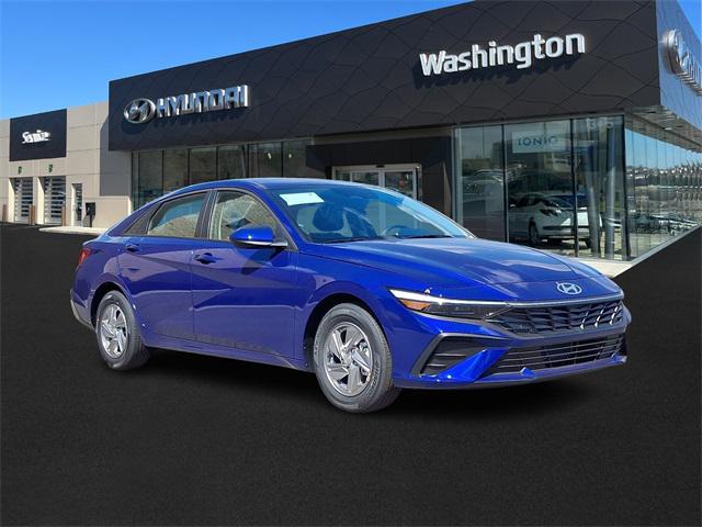 2025 Hyundai Elantra SEL's photo