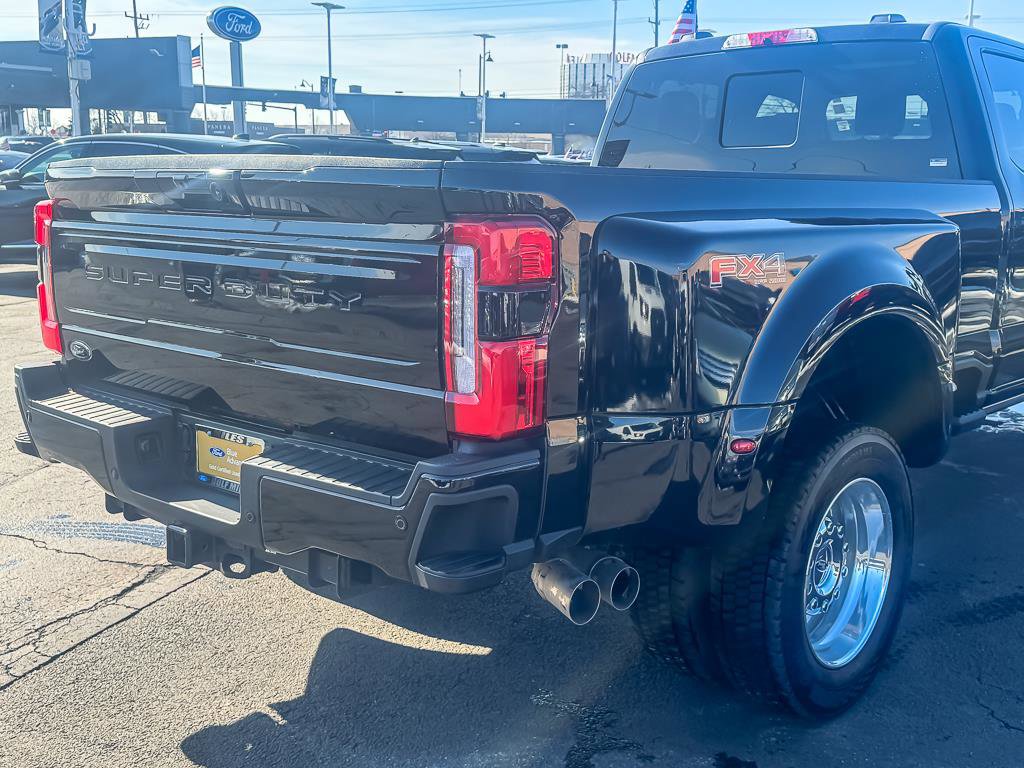 2025 FORD F-450 - Image 8