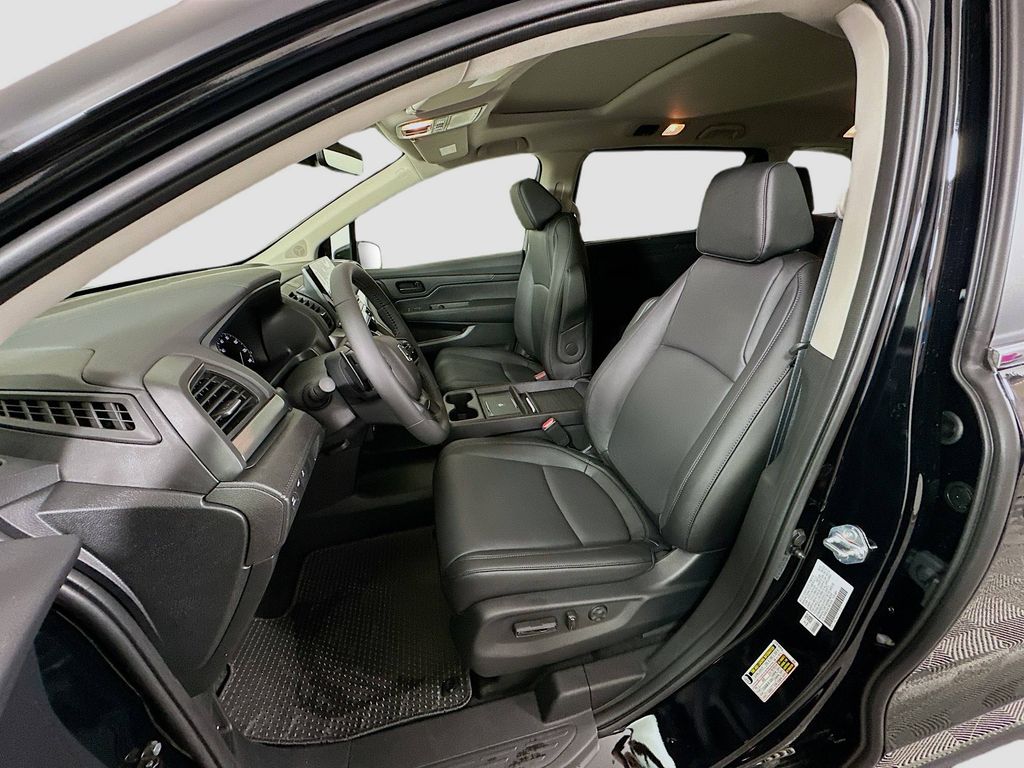 2026 Honda Odyssey EX-L photo 14