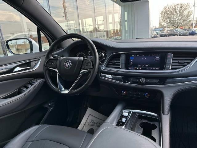 2022 Buick Enclave Essence photo 63