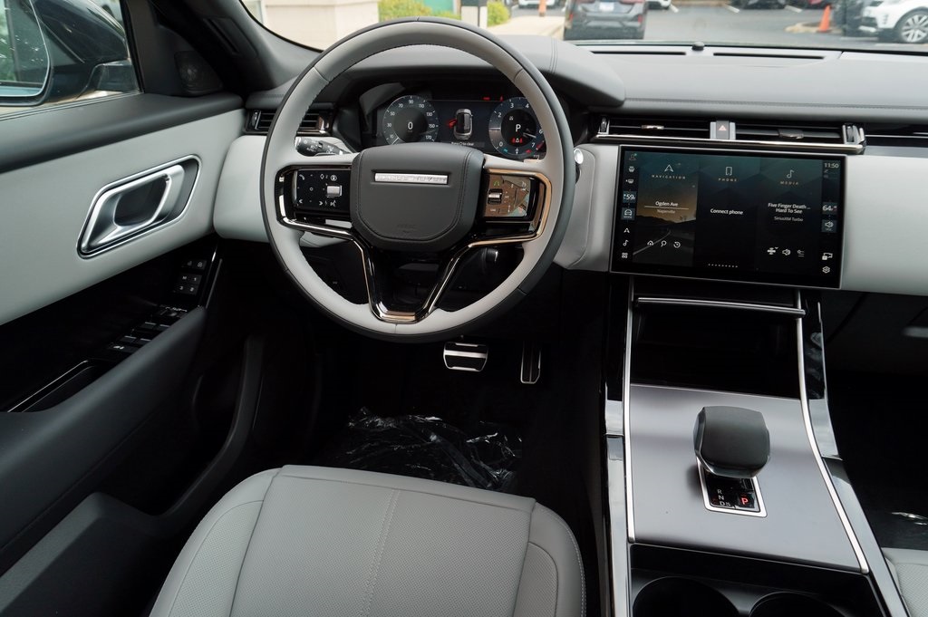 2026 LAND ROVER RANGE ROVER VELAR - Image 14