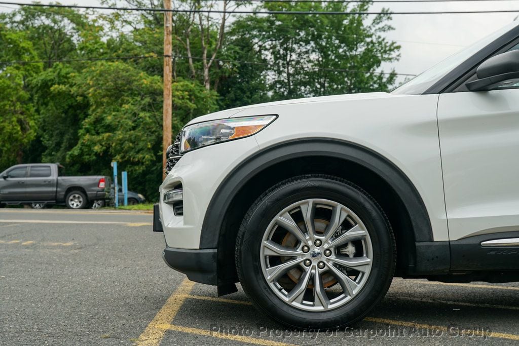 2021 Ford Explorer XLT photo 2