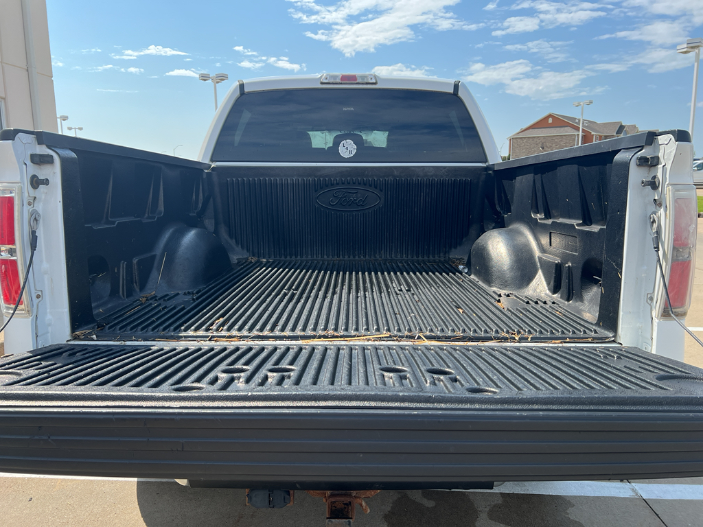 2013 Ford F-150 XLT photo 7