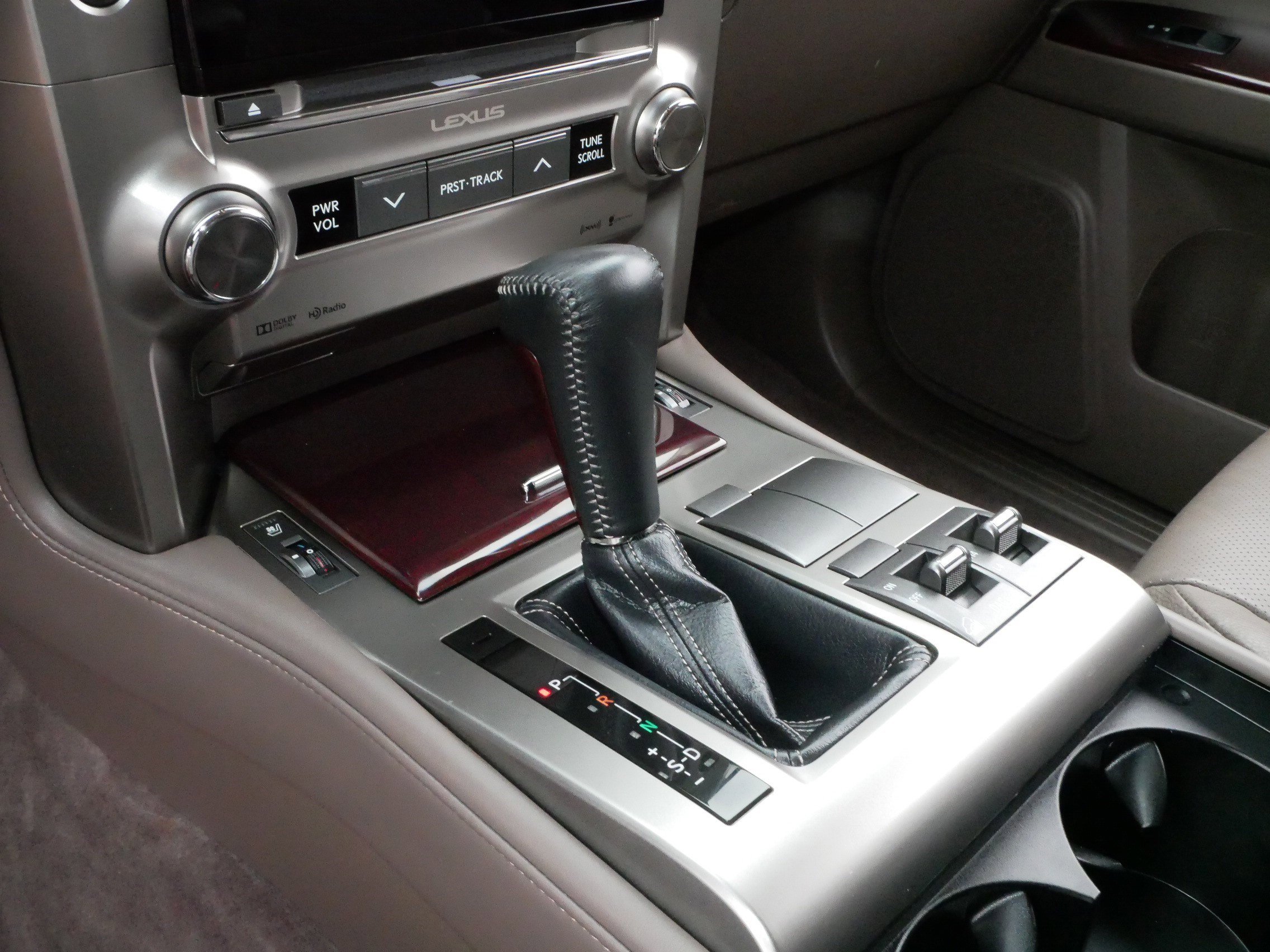 2019 Lexus GX 460 Premium photo 22