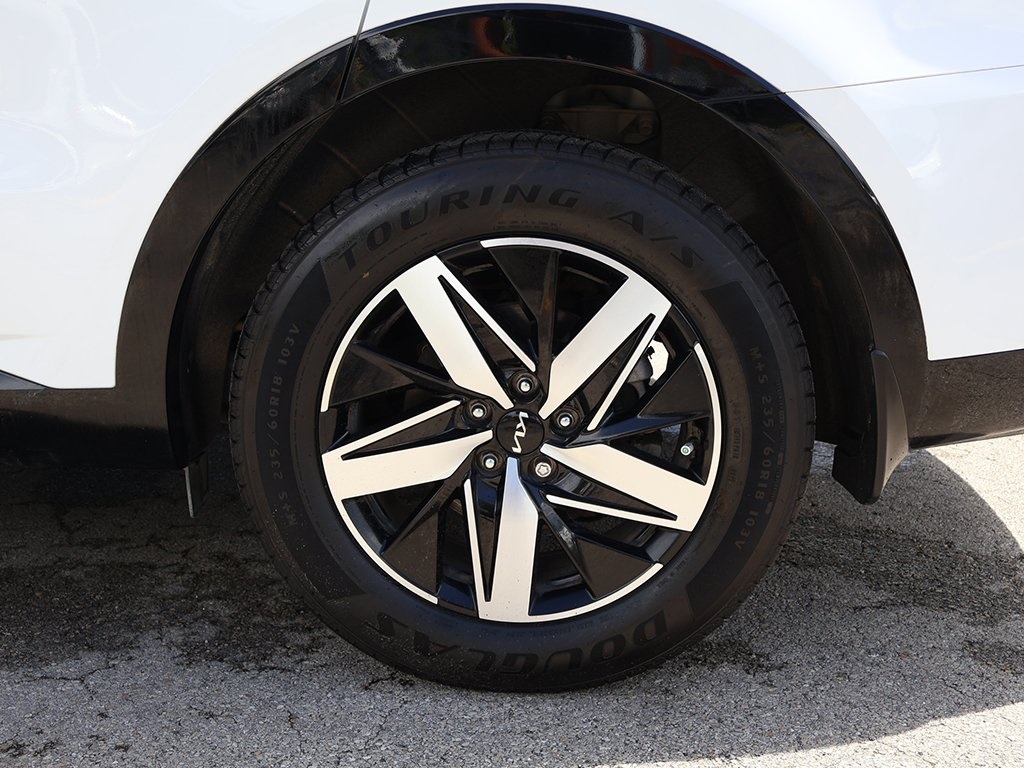 2022 Kia Sorento EX photo 17