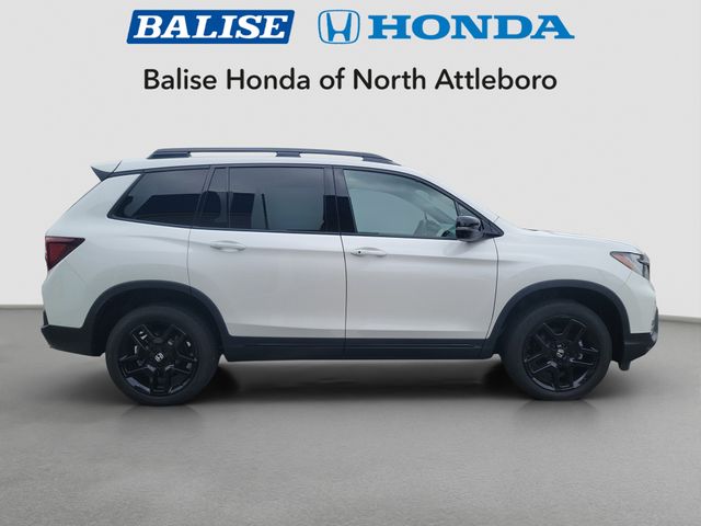 2024 Honda Passport Black Edition photo 5