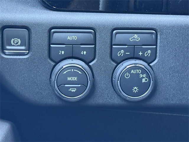 2026 Chevrolet Silverado 1500 LT photo 25