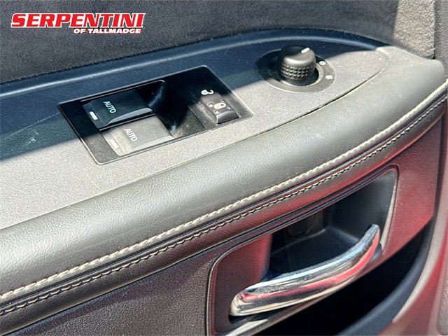 2012 Dodge Challenger SRT8 392 photo 15