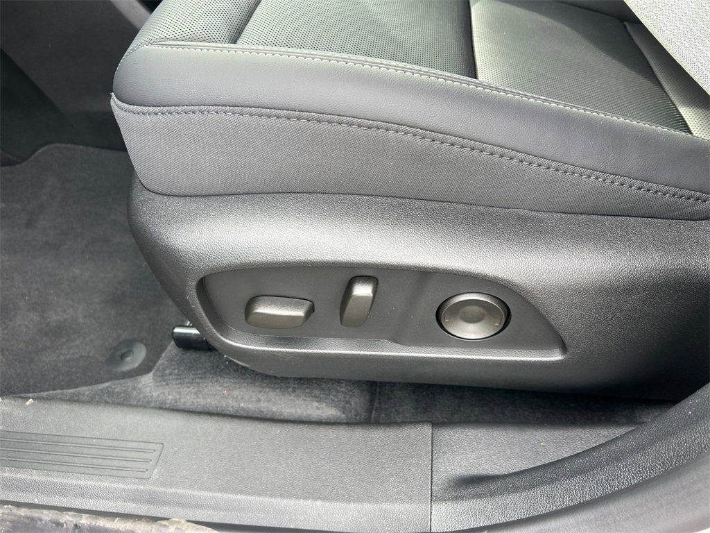 2026 GMC TERRAIN - Image 16