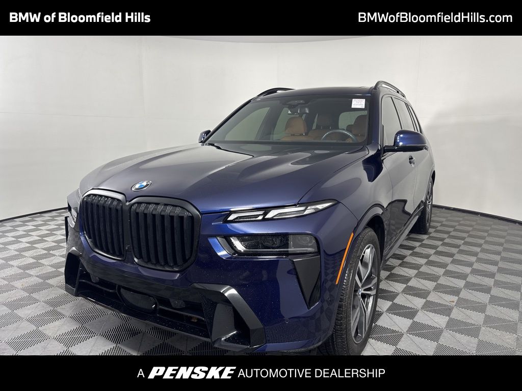 2025 BMW X7 40i's photo