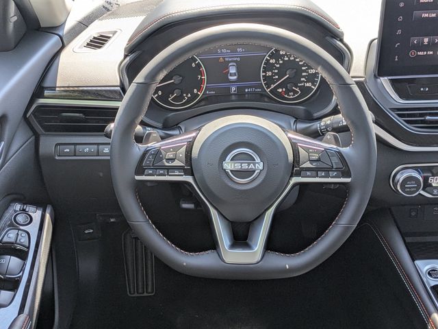 2025 Nissan Altima 2.5 SR photo 10