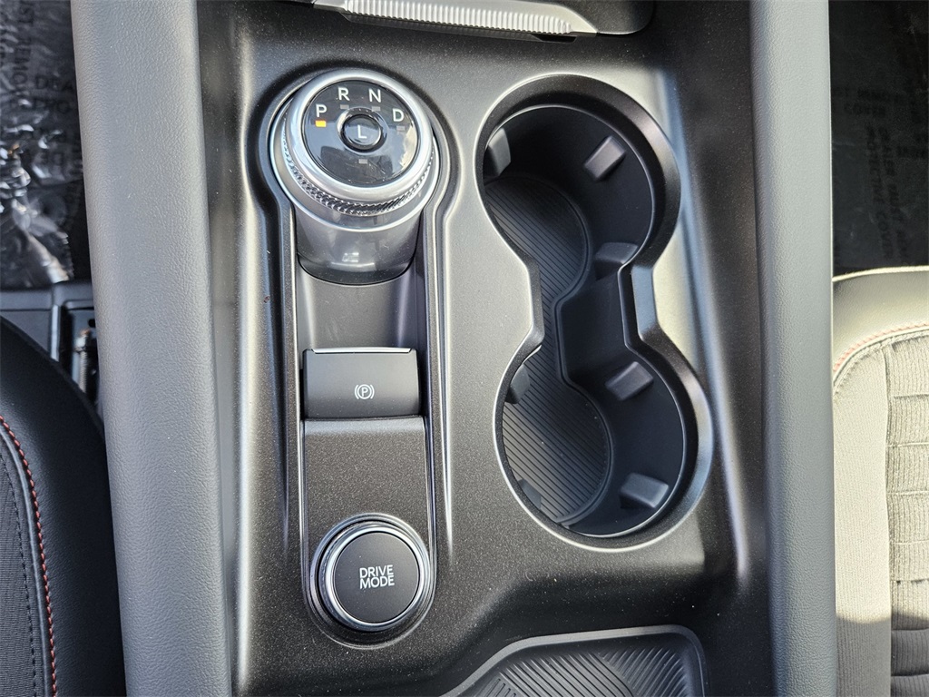 2025 Ford Explorer ST-Line photo 20