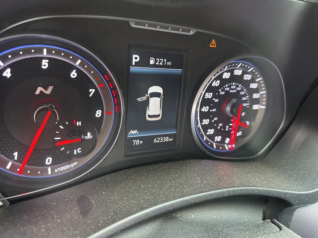 2022 Hyundai Veloster N Base photo 3